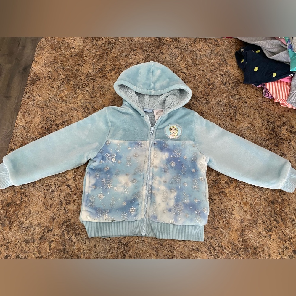 Elsa Jacket - Picture 2 of 10